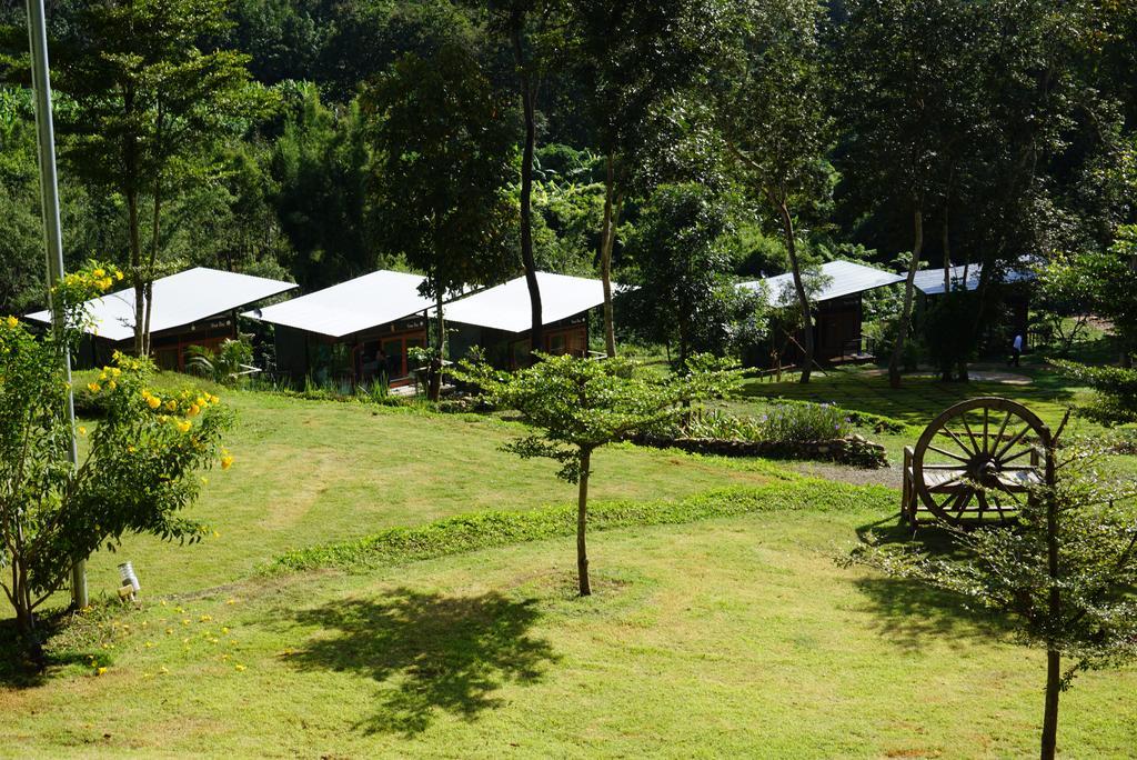 Готель Phu Pha View Doi Samoeng Екстер'єр фото